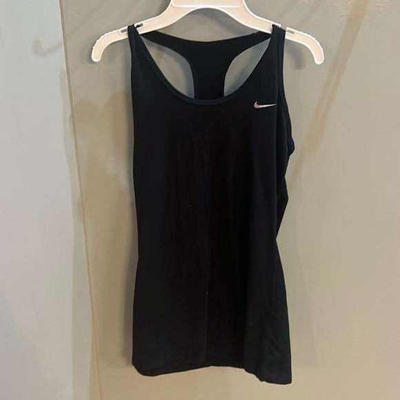Nike Tops - Women’s Nike Tanktop